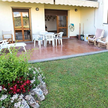 Appartamento M251 - Marcelli, trilocale con giardino a 50mt dal mare Esterno foto